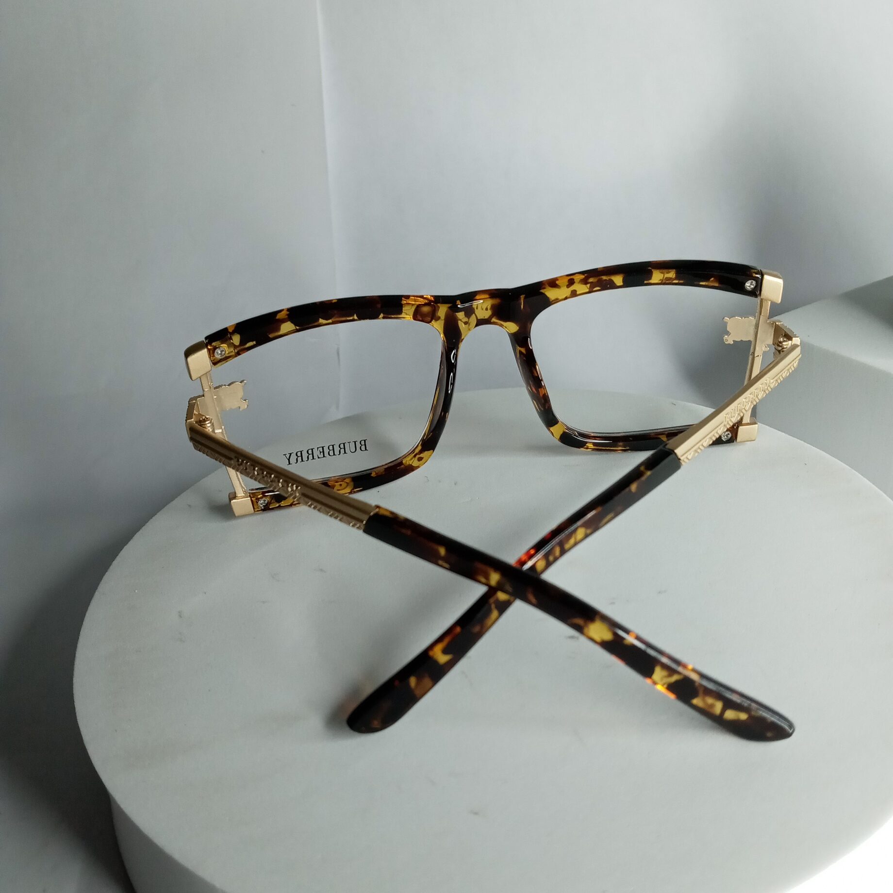 Burberry clearance eyeglasses gold