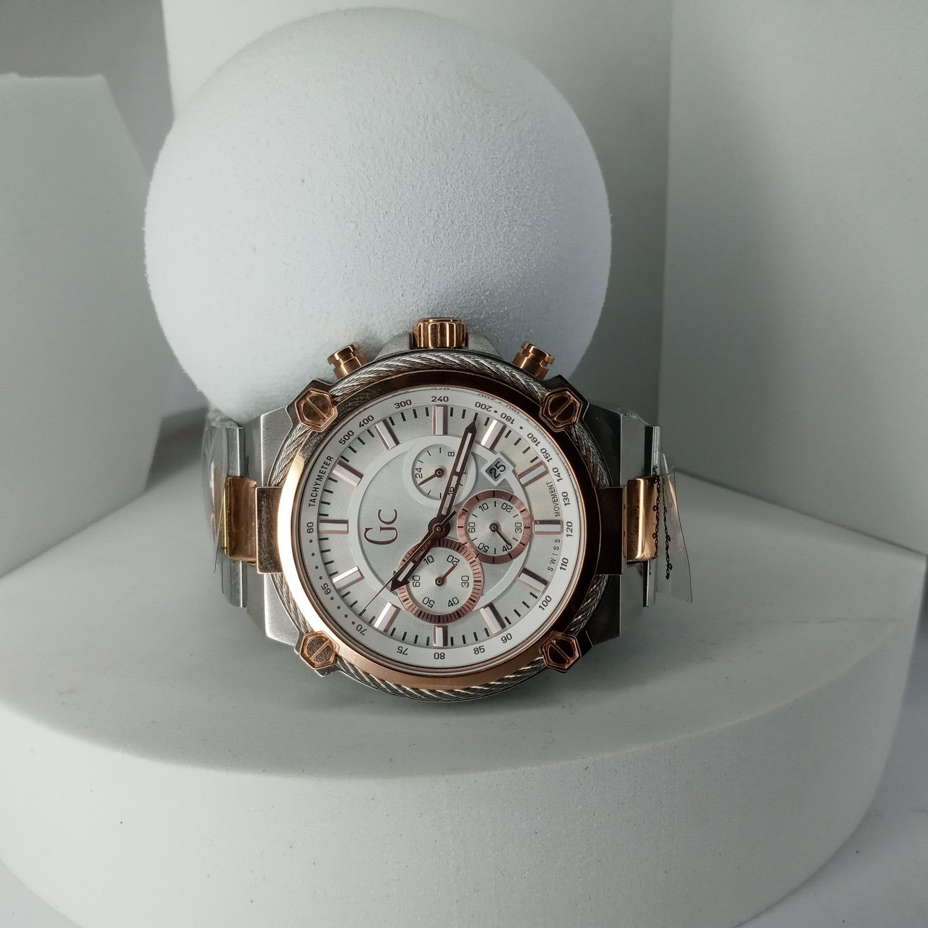 Guess 2025 watch tachymeter