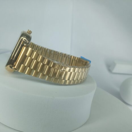 Casio-E117-Chain-Watch-2.jpg