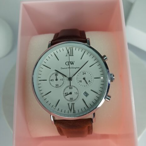 Daniel-Wellington-Classic-B28R01-Chronograph-Leather-Watch-8-rotated-1.jpg