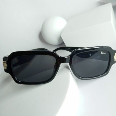 Dior-Gold-Touch-Glasses-DR72-4-rotated-1.jpg