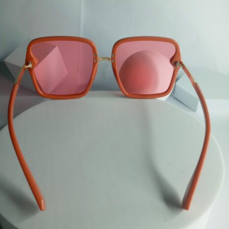 Gucci-Big-face-Glasses-GU83-3.jpg