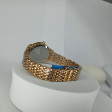 Gucci-Butterfly-Chain-Watch-22.jpg