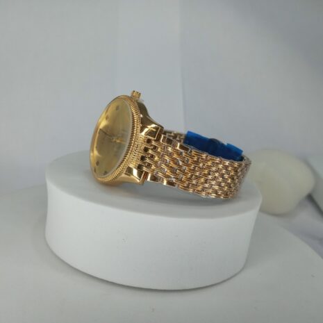 Gucci-Butterfly-Chain-Watch-8.jpg