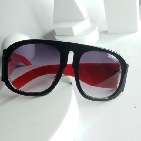 Gucci-Curved-Frame-Glasses-GU85-4.jpg