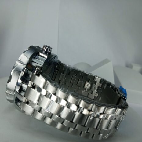 Invicta-Venom-Rolling-Big-Watch-8.jpg