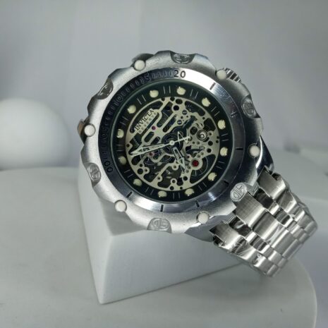 Invicta-Venom-Rolling-Big-Watch-9.jpg