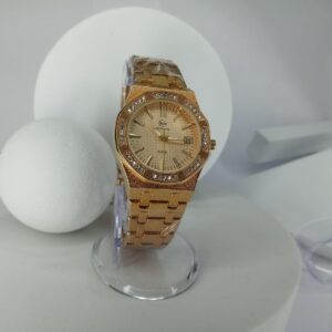 Keep Moving K005 Women's Luxury Gold-Tone Quartz Watch with Diamond Bezel