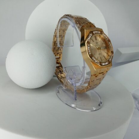 Keep-Moving-005L11-Womens-Gold-Watch-4.jpg
