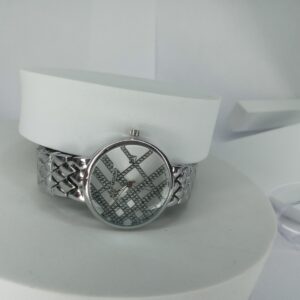 Keep Moving K028 Women's Silver Chain Watch with Rhinestone Pattern Dial