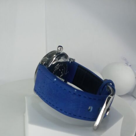 Montblanc-8063-leather-watch-1.jpg