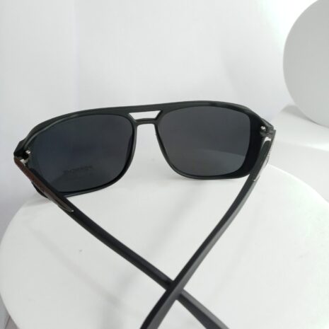 Porsche-Design-Polarized-UV-protection-Glaases-PD55-2-rotated-1.jpg