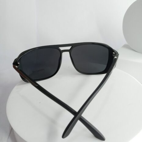 Porsche-Design-Polarized-UV-protection-Glaases-PD55-3-rotated-1.jpg