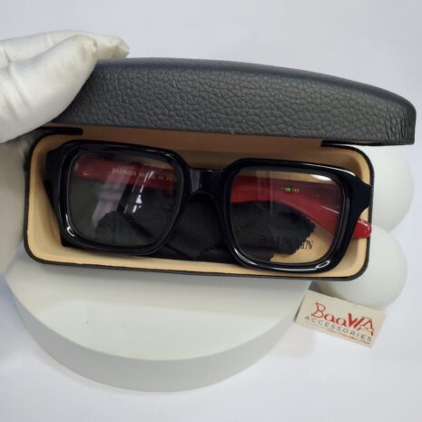 balmain-paris-optical-frames-with-gold-logo-two-tone-black-r-01.jpg balmain-paris-optical-frames-with-gold-logo-two-tone-black-r-01.jpg