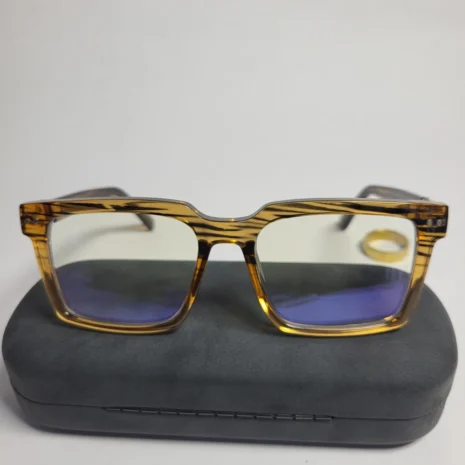 designer-collection-bold-rectangular-glasses-brown-tortoise-06.webp