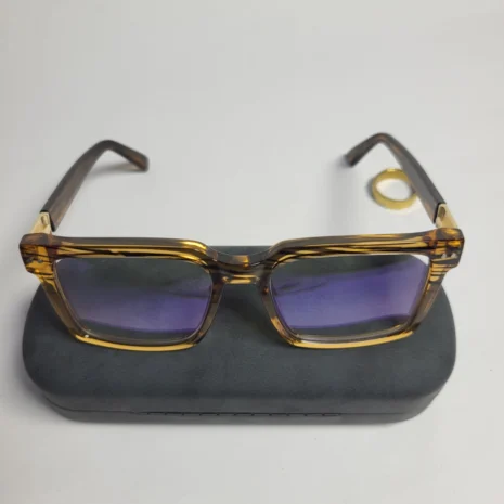 designer-collection-bold-rectangular-glasses-brown-tortoise-07.webp