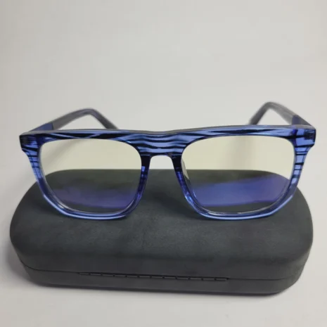 designer-collection-bold-square-blue-light-blocking-glasses-05.webp