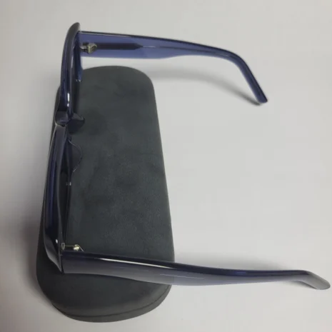 designer-collection-oversized-navy-blue-rectangular-sunglass-03.webp