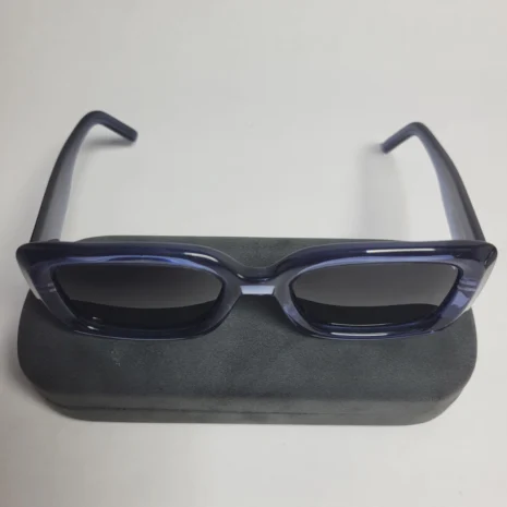 designer-collection-oversized-navy-blue-rectangular-sunglass-05.webp