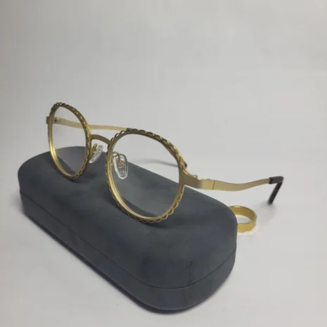designer-collection-scalloped-gold-round-eyeglasses-vintage-02.webp