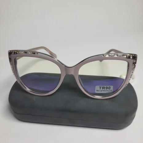 designer-collection-studded-cat-eye-blue-light-blocking-glas-01.webp