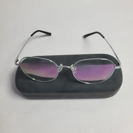 designer-collection-titanium-ip-round-eyeglass-frames-lightw-03.webp