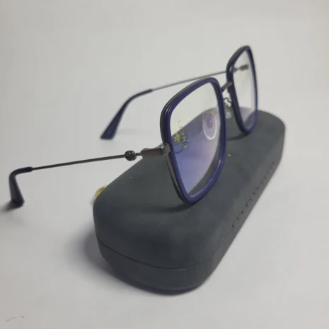 gucci-oversized-blue-square-eyeglasses-bold-acetate-frame-16-1.webp