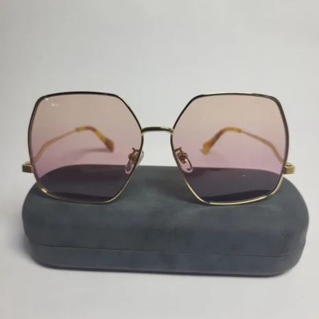 gucci-oversized-square-sunglasses-gold-frame-with-brown-grad-02.webp gucci-oversized-square-sunglasses-gold-frame-with-brown-grad-02.webp