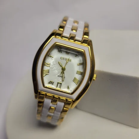 guess-gold-womens-watch-roman-numerals-date-display-01.webp