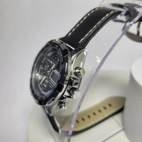 joefox-dual-display-sports-watch-analog-digital-chronograph-04.webp