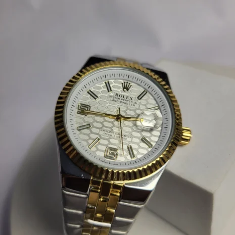 rolex-datejust-mens-classic-watch-two-tone-gold-variants-day-05.webp rolex-datejust-mens-classic-watch-two-tone-gold-variants-day-05.webp