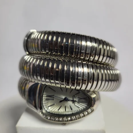 serpenti-style-womens-watch-snake-coil-bracelet-timepiece-06.webp serpenti-style-womens-watch-snake-coil-bracelet-timepiece-06.webp