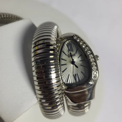 serpenti-style-womens-watch-snake-coil-bracelet-timepiece-07.webp serpenti-style-womens-watch-snake-coil-bracelet-timepiece-07.webp