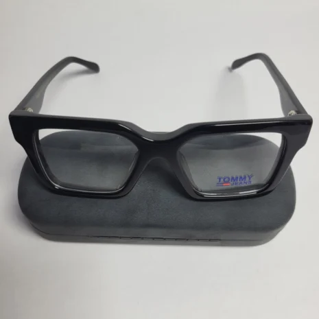 tommy-jeans-designer-glasses-chunky-square-unisex-eyewear-07.webp