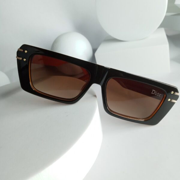 Dior DR68 Black Rectangle Sunglasses with Brown Gradient Lens