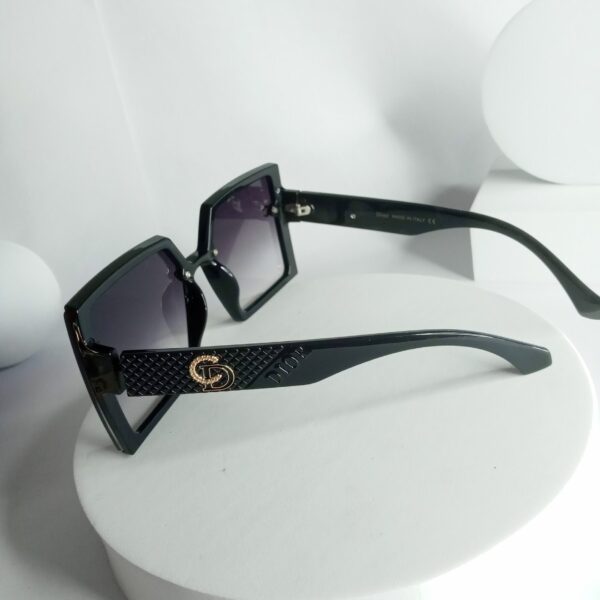 Dior Oversized Square Gradient Sunglasses DR67