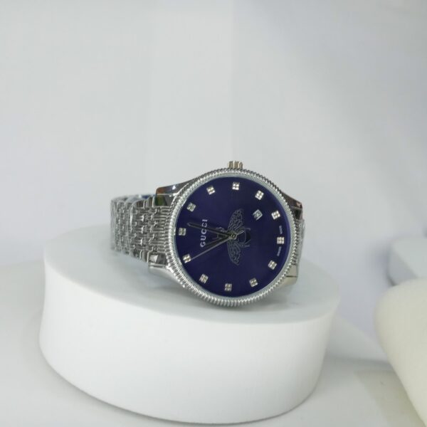 Gucci Gold-Tone Bee Motif Women's Quartz Chain Watch