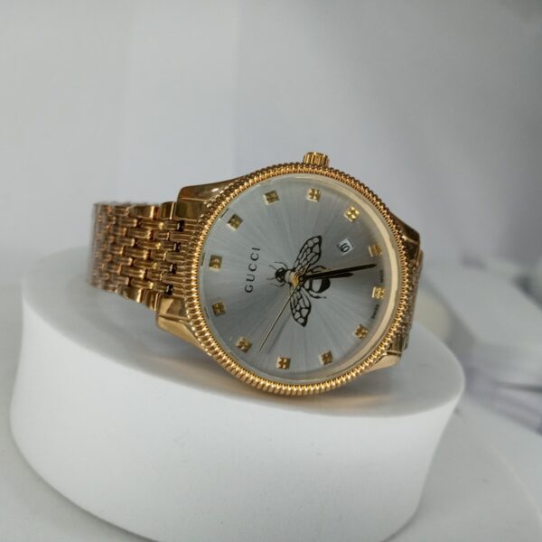 Gucci Gold-Tone Bee Motif Women's Quartz Chain Watch