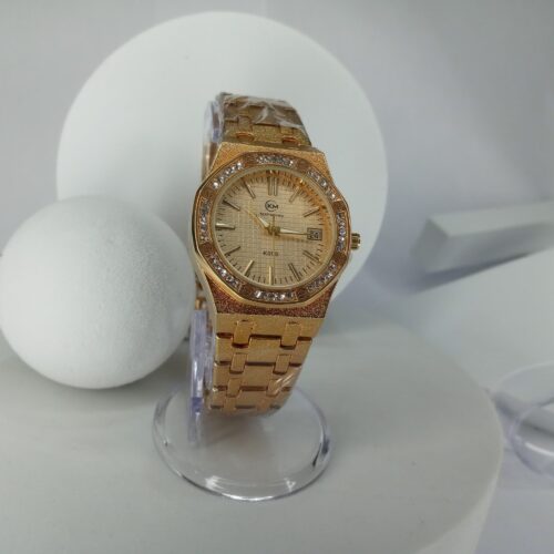 Keep Moving K005 Women's Luxury Gold-Tone Quartz Watch with Diamond Bezel
