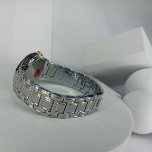 Keep Moving Men's Two-Tone Silver Gold Quartz Analog Watch