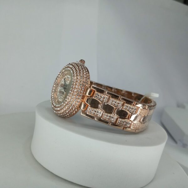 Lookworld Women's Rose Gold Crystal Embellished Watch with Date Display Y170
