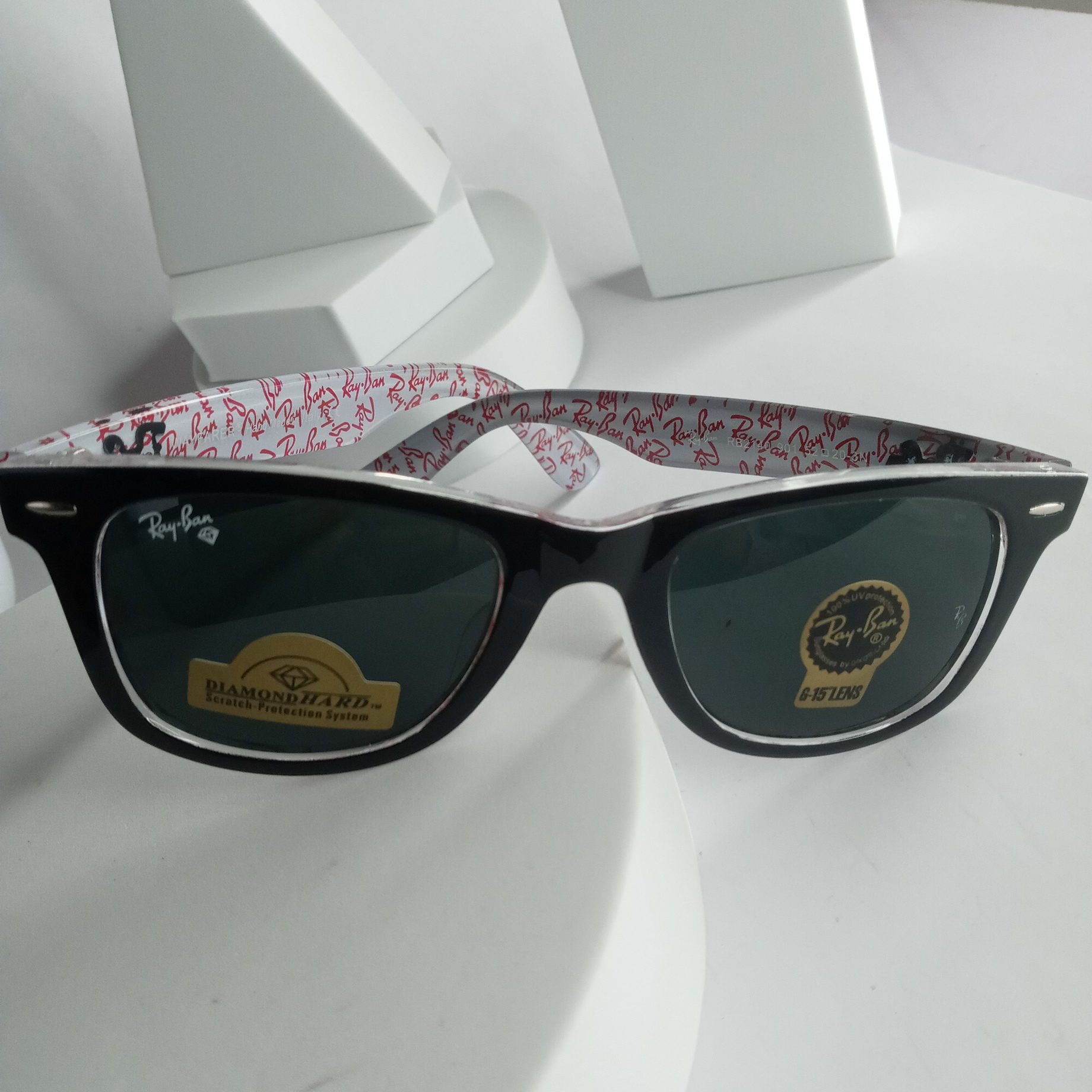 Ray-Ban Wayfarer Black G-15 Diamond Hard Sunglasses