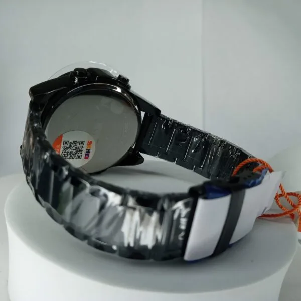 SKMEI WR30M Men's Digital Silver Stainless Steel Watch