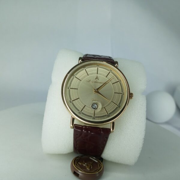 St. Alexander Men's Elegant Gold Tone Quartz Watch with Leather Strap  Date Display