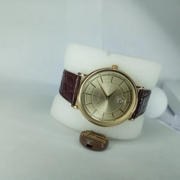 St. Alexander Men's Elegant Gold Tone Quartz Watch with Leather Strap  Date Display