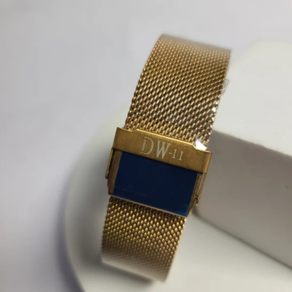Daniel Wellington DW-11 Minimalist Unisex Stainless Steel Mesh Waterproof Watch