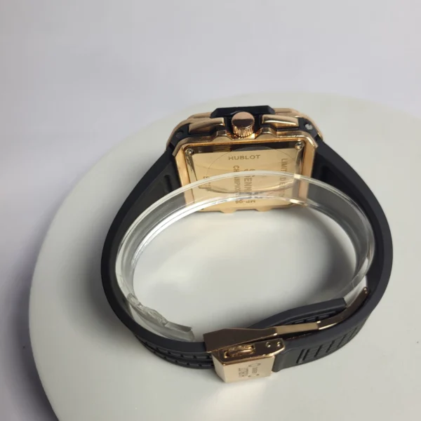 Hublot S1194 Men's Gold Square Chronograph Date Watch