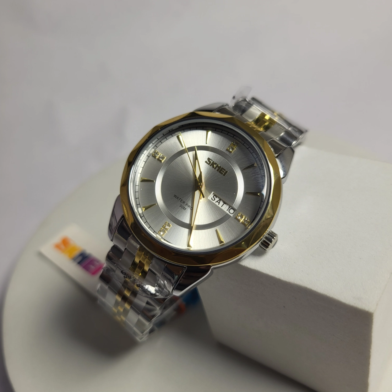 SKMEI 9268 Men's Two-Tone Stainless Steel Water Resistant Day-Date Watch
