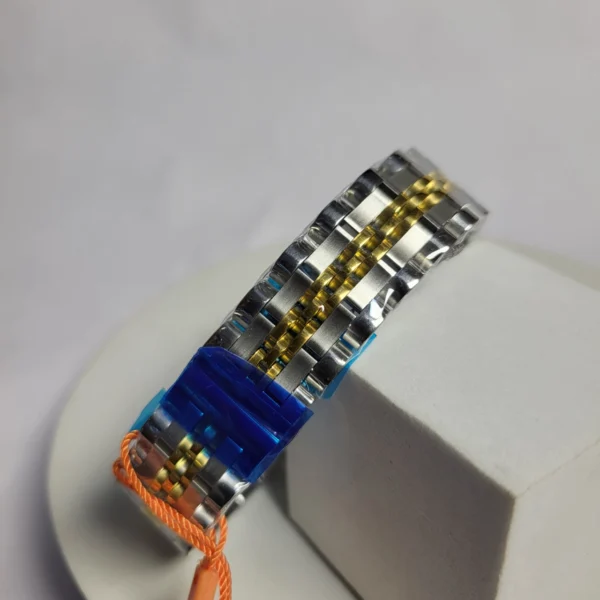 SKMEI 9268 Men's Two-Tone Stainless Steel Water Resistant Day-Date Watch